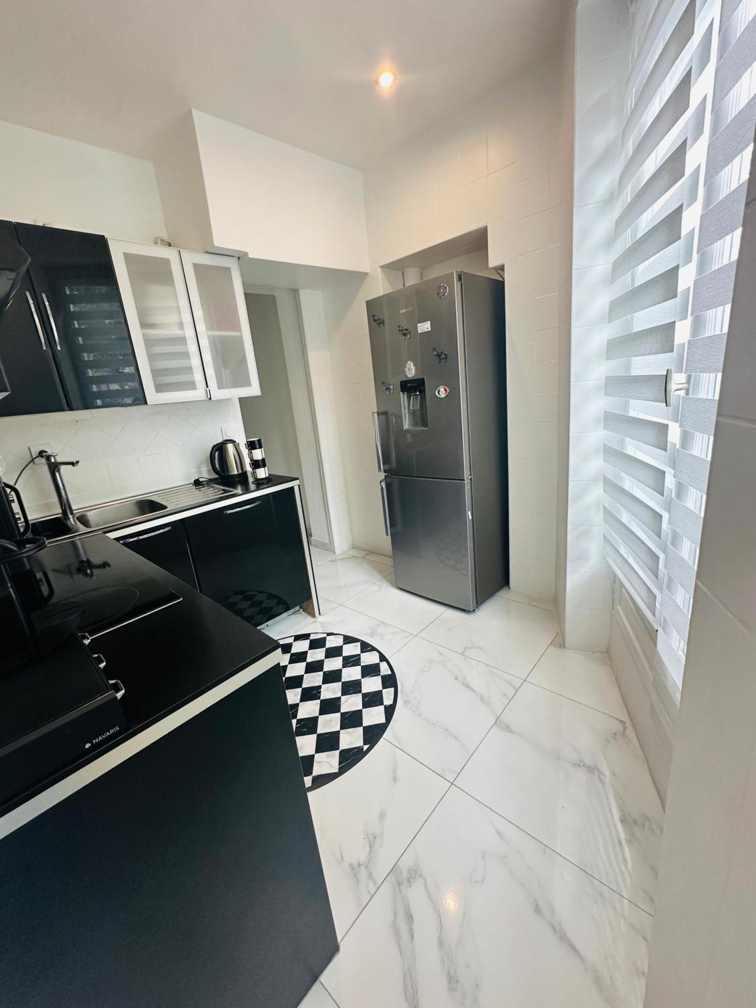 Appartement Parisien Bagian luar foto