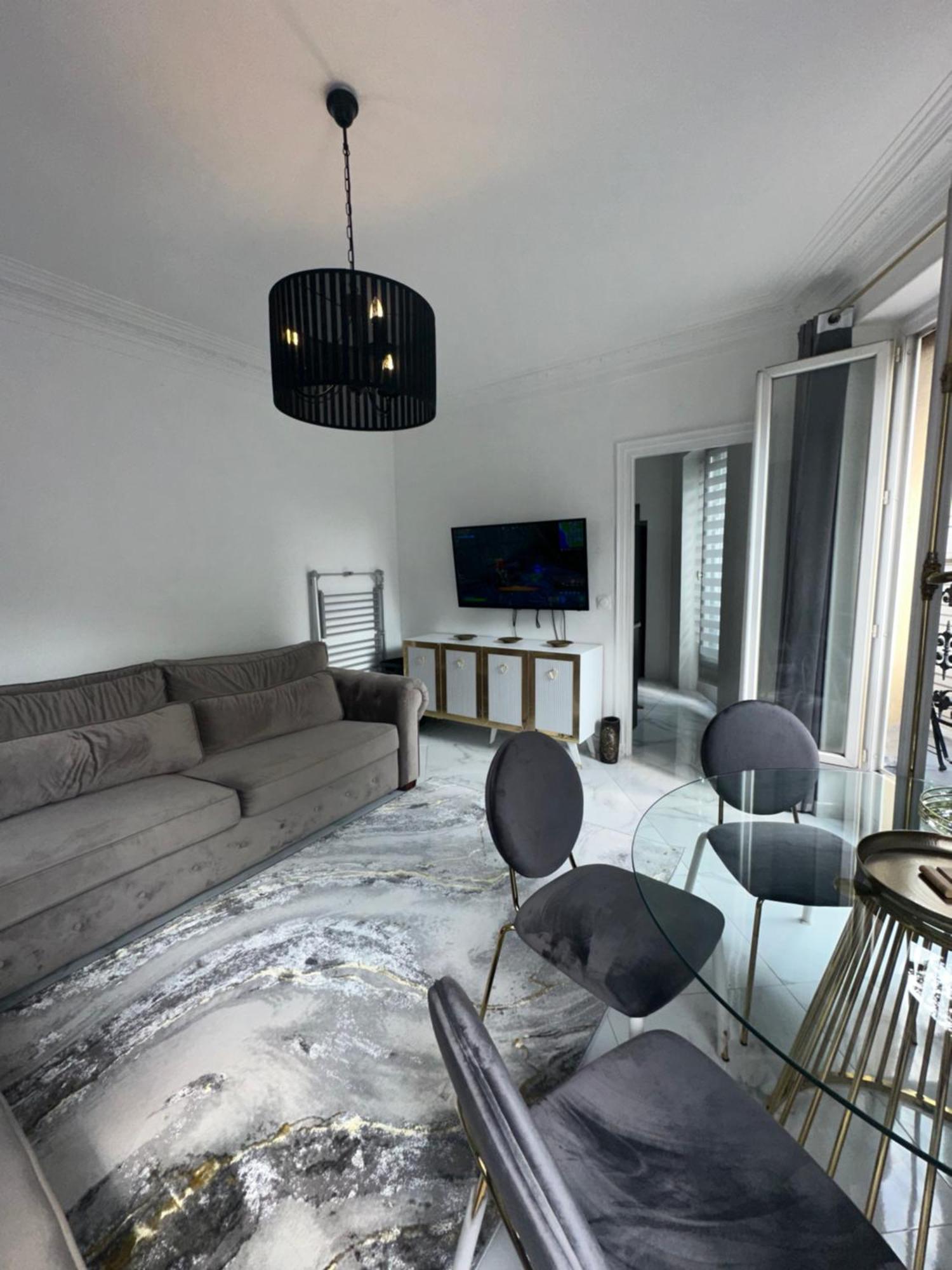 Appartement Parisien Bagian luar foto